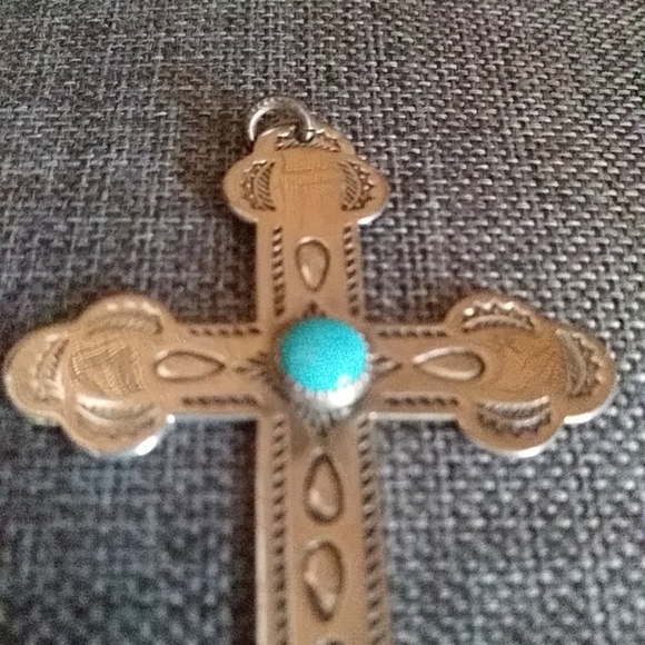 Vintage Native American Navajo Sterling & Turquoise Cross Pendant - Picture 5 of 8